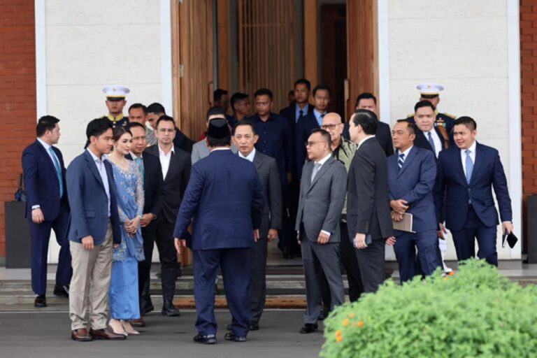 Kunjungan ini menjadi bagian dari upaya penguatan diplomasi Indonesia di tingkat global, baik dalam kerja sama bilateral maupun forum ekonomi dunia. Kunjungan Presiden Prabowo menegaskan peran aktif dalam percaturan global, sekaligus memperkuat posisi Indonesia di tengah dinamika ekonomi dan geopolitik dunia.