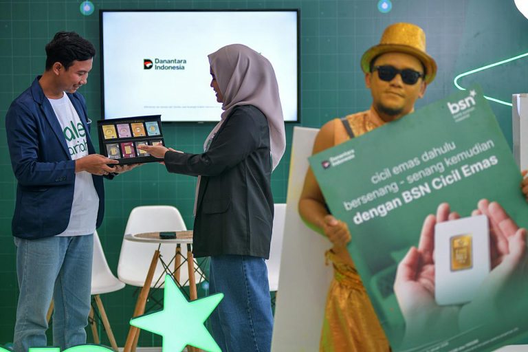 Walaupun BSN baru beroperasional secara resmi pada 22 Desember 2025 lalu, bank hasil pernikahan Unit Usaha Syariah BTN dan Bank Victoria Syariah ini, sudah mempunyai track record cukup panjang dalam perkara pembiayaan rumah syariah untuk masyarakat.   Ini terbukti hanya dalam waktu 3 hari mengikuti event pameran rumah, BSN mengantongi komitmen pembiayaan sekitar 250 unit rumah dengan nilai pembiayaan sekitar Rp70,5 Milyar masing-masing untuk 123 unit rumah subsidi sebesar Rp26,6 Milyar dan rumah non subsidi sejumlah 117 unit rumah dengan nilai pembiayaan sebesar Rp43,6 Milyar dan sisanya untuk Non KPR sebesar Rp247 Juta.