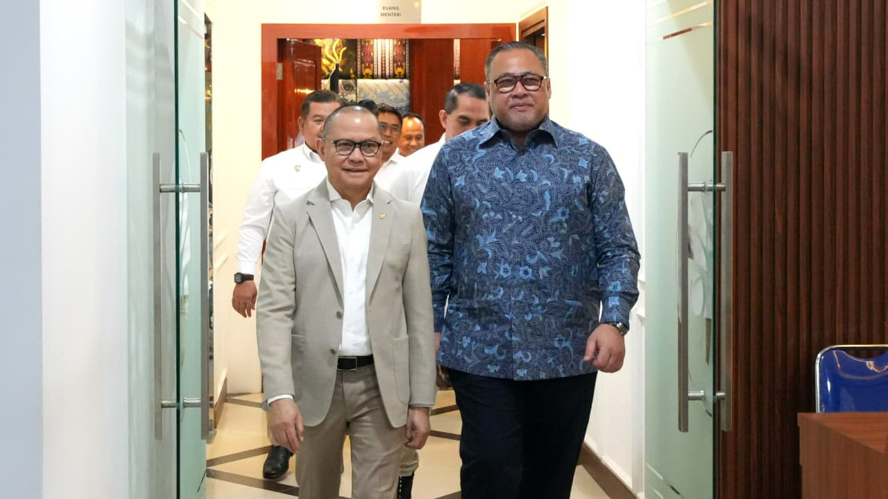 Menteri P2MI Terima Dubes RI untuk Malaysia, Bahas Transformasi dan Penguatan Perlindungan PMI