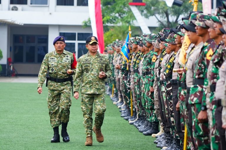 Latsitarda Nusantara ke-46 Tahun 2026 diikuti oleh 1.980 peserta yang terdiri atas Taruna Akademi TNI sebanyak 902 orang (510 Taruna Akmil, 238 Taruna AAL, dan 154 Taruna AAU), Taruna Akademi Kepolisian sebanyak 283 orang, Taruna Politeknik Siber dan Sandi Negara sebanyak 45 orang, Kadet Universitas Pertahanan Republik Indonesia sebanyak 292 orang, serta unsur pendukung sejumlah 458 orang.