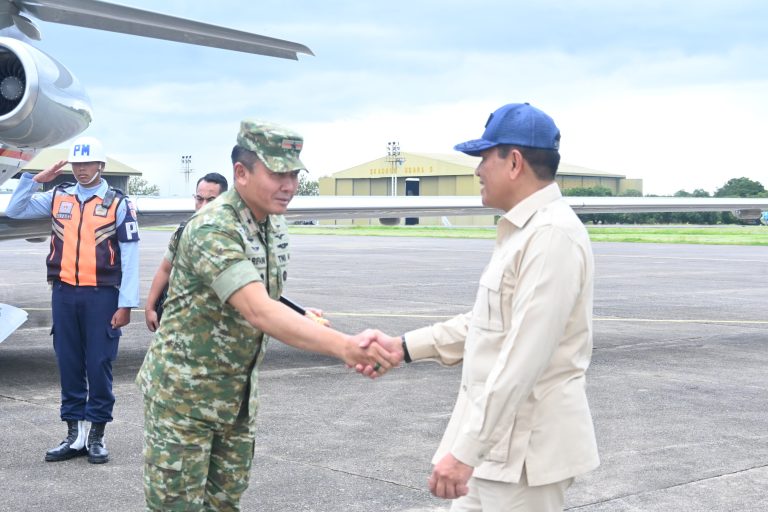 Kunjungan kerja Wamenhan RI tersebut dilaksanakan dalam rangka menjadi narasumber pada kegiatan Ramadhan Leadership Camp 2025 yang diikuti oleh Aparatur Sipil Negara (ASN) Pemerintah Provinsi Sulawesi Selatan.