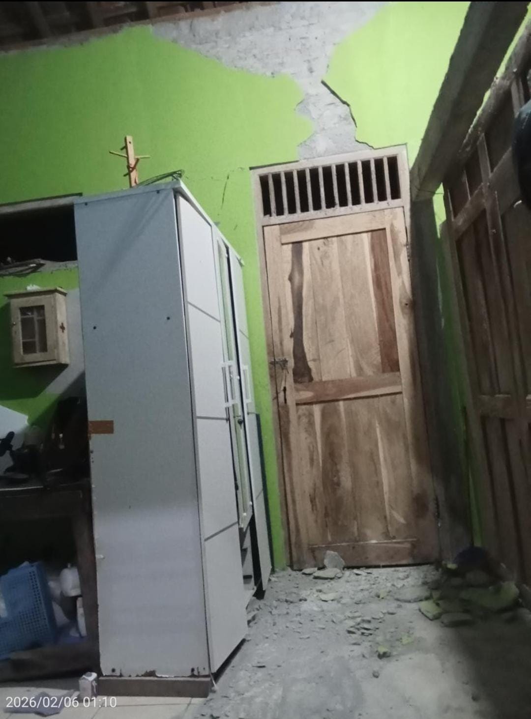 Gempa Mag 6.4 Guncang Pacitan dan Bantul, 7 Luka-luka, 4 Rumah Terdampak