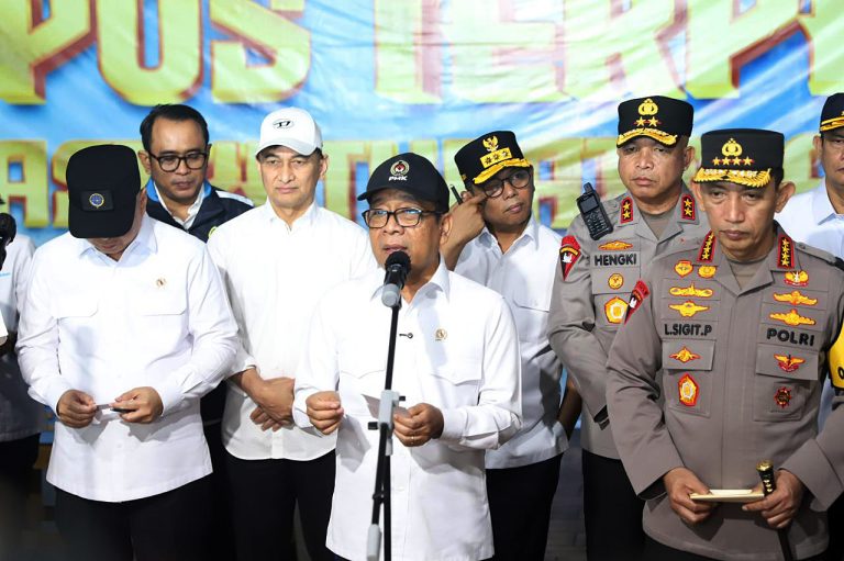 Menko PMK menekankan bahwa kebijakan efisiensi energi perlu dirumuskan secara responsif dan berbasis data dengan mempertimbangkan pengalaman pengaturan mobilitas pada masa pandemi Covid-19. Pemerintah perlu memastikan bahwa langkah penghematan energi tidak mengganggu proses pembelajaran maupun pelayanan publik lainnya.