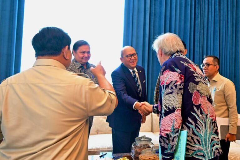 Pertemuan tersebut membahas mengenai proyeksi penguatan pertumbuhan ekonomi Indonesia, termasuk optimalisasi peran Danantara dalam mendorong perekonomian nasional.