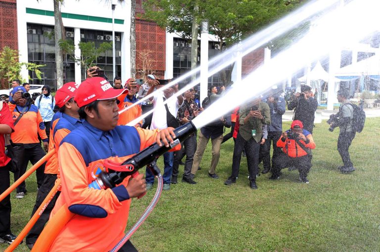 Dalam kegiatan apel tersebut, dilakukan pengecekan kesiapan pasukan yang terdiri dari personel TNI, Polri, BPBD, Manggala Agni, relawan masyarakat peduli api serta instansi terkait lainnya. Selain itu, turut diperiksa kesiapan sarana prasarana penunjang dalam operasi pemadaman, termasuk peralatan pemadaman darat dan kendaraan operasional.