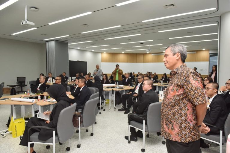 Peresmian BTN Ecopark dan Kantor Cabang merupakan salah satu bukti nyata BTN dalam melakukan pengelolaan asset fisik yang mendukung pengembangan SDM dan meningkatkan kualitas layanan bagi nasabah. Pembangunan BTN Ecopark Dago dan Tiga Kantor Cabang baru ini diharapkan dapat menjadi fondasi penting bagi BTN untuk memperkuat kapabilitas BTNers, meningkatkan service excellence dan mendorong pertumbuhan bisnis jangka panjang.