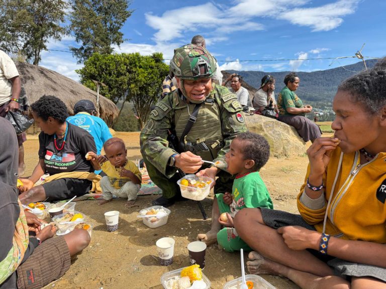 Kegiatan ini merupakan bagian dari upaya TNI dalam meningkatkan kesejahteraan masyarakat di Provinsi Papua Tengah.