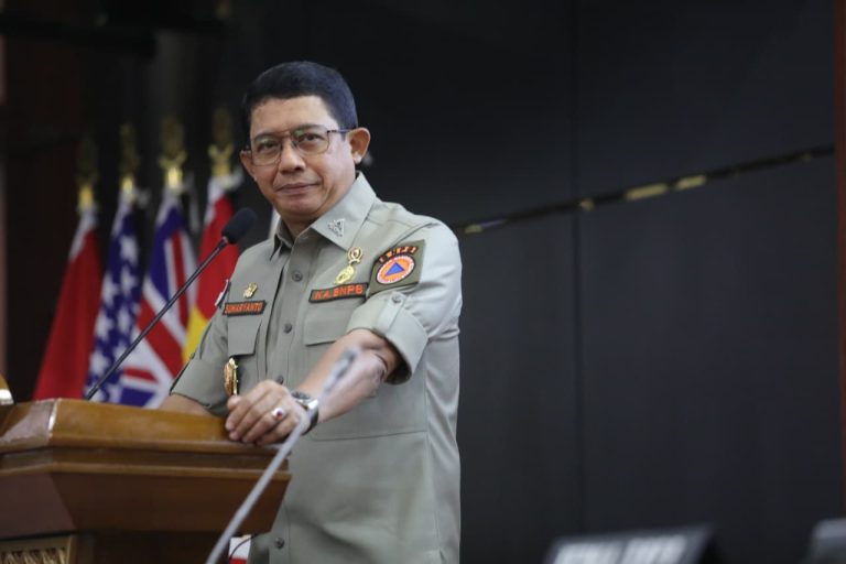 Sebanyak 282 pasis yang terdiri dari TNI Angkatan Darat (AD), TNI Angkatan Udara (AU), TNI Angkatan Laut (AL), Kepolisian Republik Indonesia (Polri) dan Pasis dari negara sahabat tampak antusias dalam menerima pembekalan materi yang disampaikan.