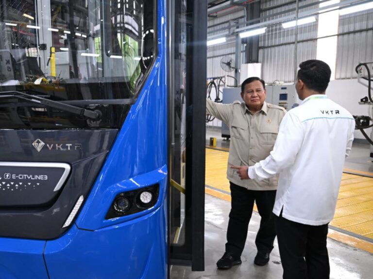 Peresmian ini menjadi tonggak penting dalam penguatan industri kendaraan listrik nasional sekaligus mendukung transisi menuju energi bersih.