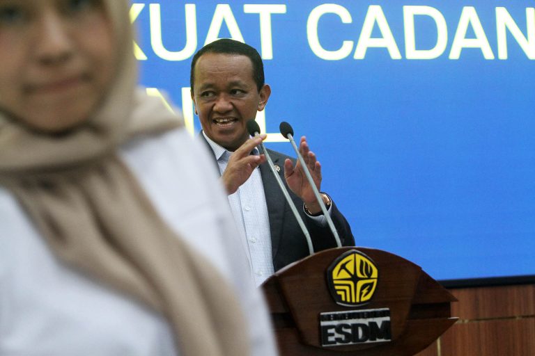 Menteri ESDM menyampaikan temuan tersebut berasal dari hasil eksplorasi sumur Geliga-1 di Blok Ganal, lepas pantai Kalimantan Timur dengan potensi sumber daya gas sekitar 5 triliun kaki kubik serta 300 juta barel kondensat yang dioperasikan perusahaan energi asal Italia ENI.