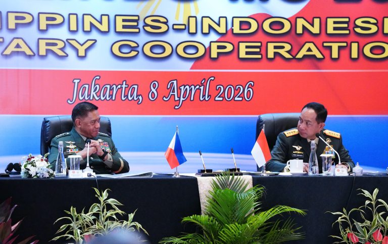 Dalam pertemuan tersebut Panglima TNI menegaskan komitmen Indonesia untuk terus memperkuat hubungan bilateral dengan Filipina, serta berkontribusi aktif dalam memajukan harmoni dan solidaritas di seluruh kawasan ASEAN. Melalui kerja sama yang erat, diharapkan Indonesia dan Filipina dapat menghadapi tantangan regional dengan lebih baik dan mewujudkan kawasan yang damai, aman, dan sejahtera.