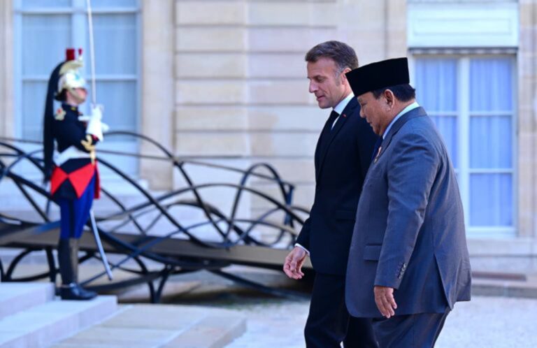 Kunjungan ini menjadi bagian penting dari rangkaian diplomasi Presiden Prabowo setelah sebelumnya melakukan pertemuan intensif dengan Presiden Federasi Rusia, Vladimir Putin. Melalui rangkaian pertemuan tersebut, Indonesia terus menegaskan perannya sebagai mitra strategis yang aktif dalam mendorong kerja sama internasional, stabilitas global, serta perdamaian dunia.